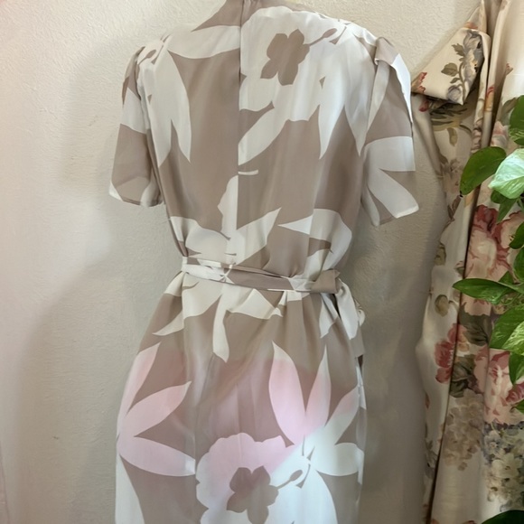Vintage Dress Tan and Cream Chiffon Hand Made Dress with Tie Belt midi - Picture 8 of 12